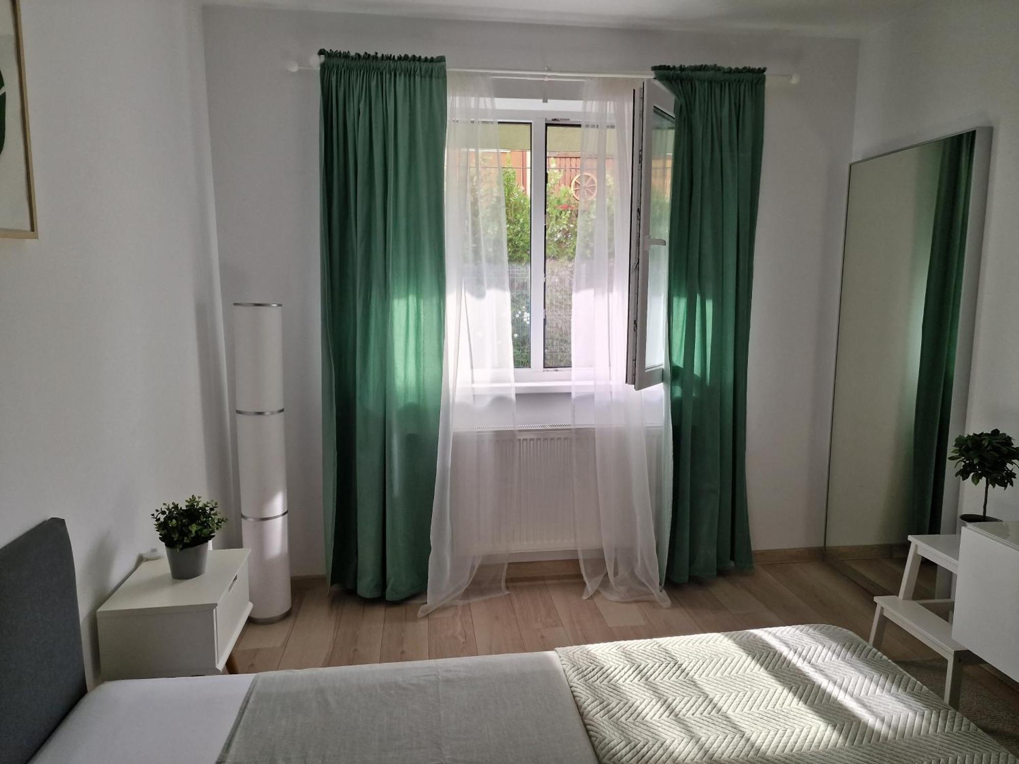 אוטופן Amazing Apartament With Garden Bucharest Airport Self Check-In!! מראה חיצוני תמונה